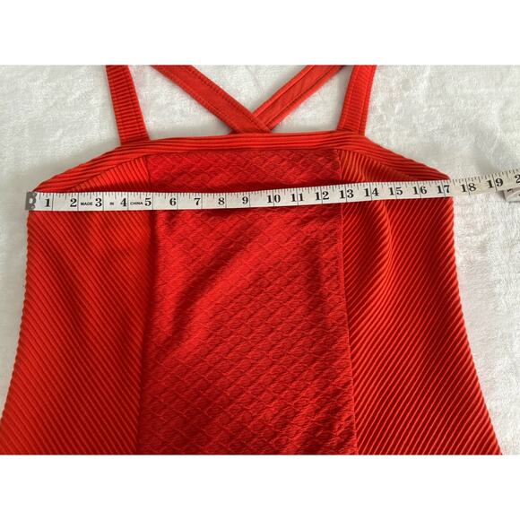 Anthropologie Deletta Gavi Textured Cross Back Sleeveless Top in Red Size L - Picture 10 of 10